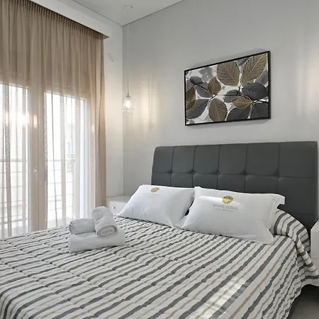 White Coral Luxury Apartments Nea Kallikrateia Room photo