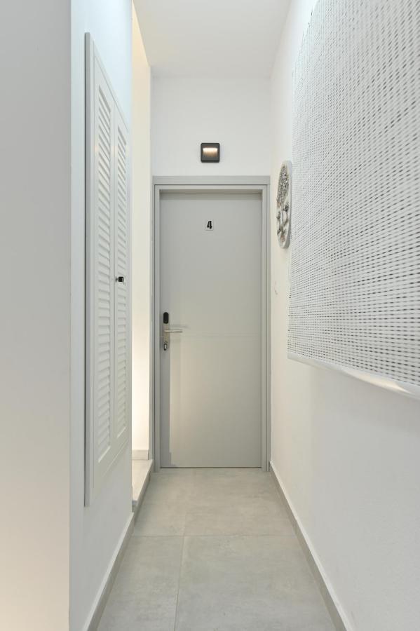White Coral Luxury *